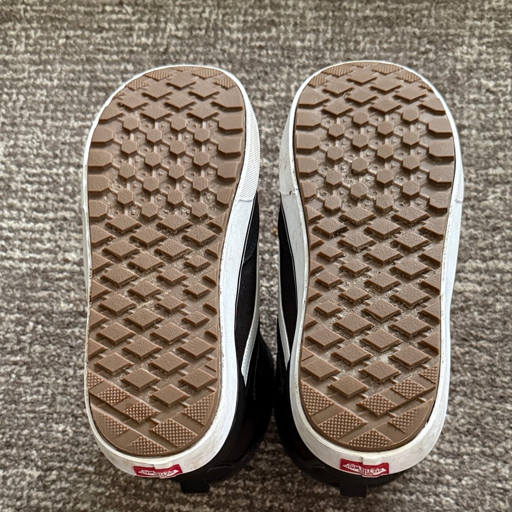 Vans Aura OG Black Snowboard Boots - Picture 4 of 14